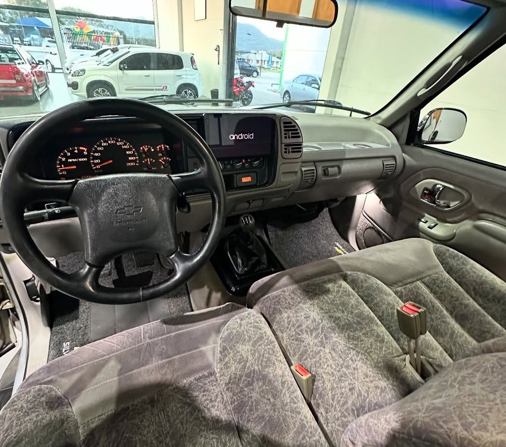 Chevrolet Silverado D20 Rodeio 4.2 2001